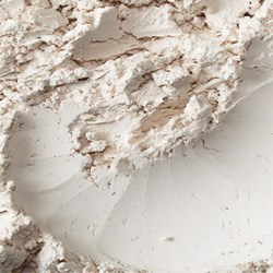 Skin optimizing pigment